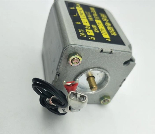 Closing Electromagnet for Dw45 Air Circuit Breaker